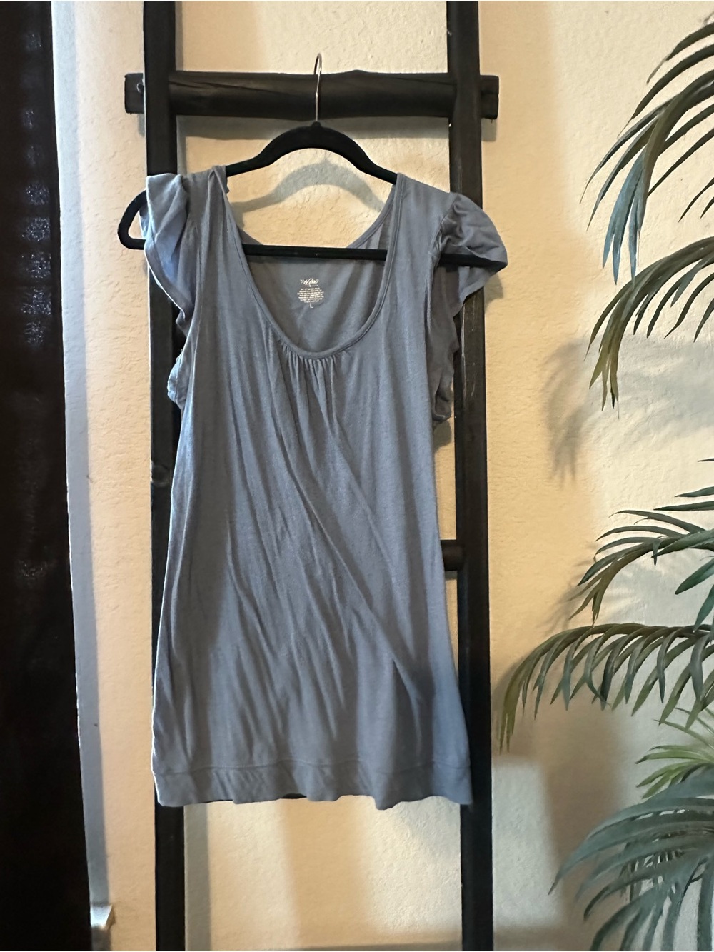Massimo Slate Blue Scoop Neck Flutter Sleeve Top